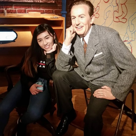 Meet your Posher, Joyce - Picture 3 of 4